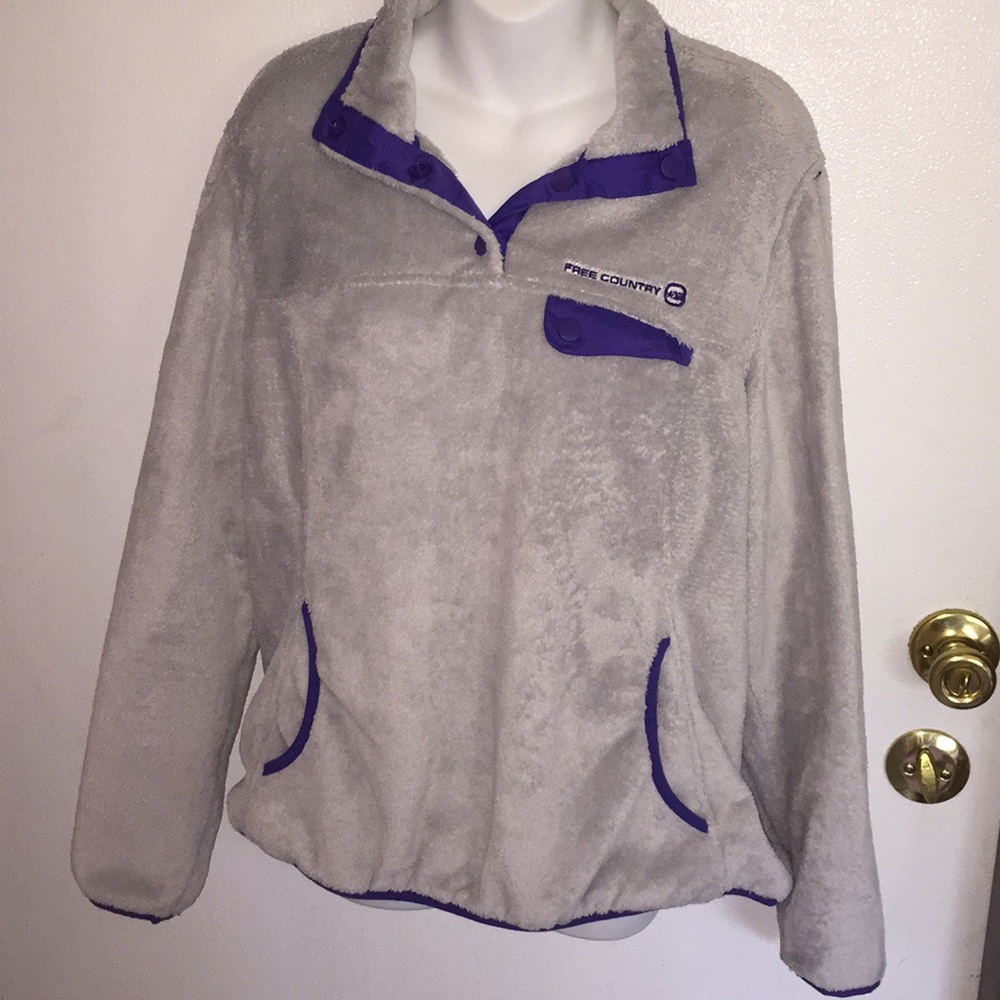 Free Country grey Sweater